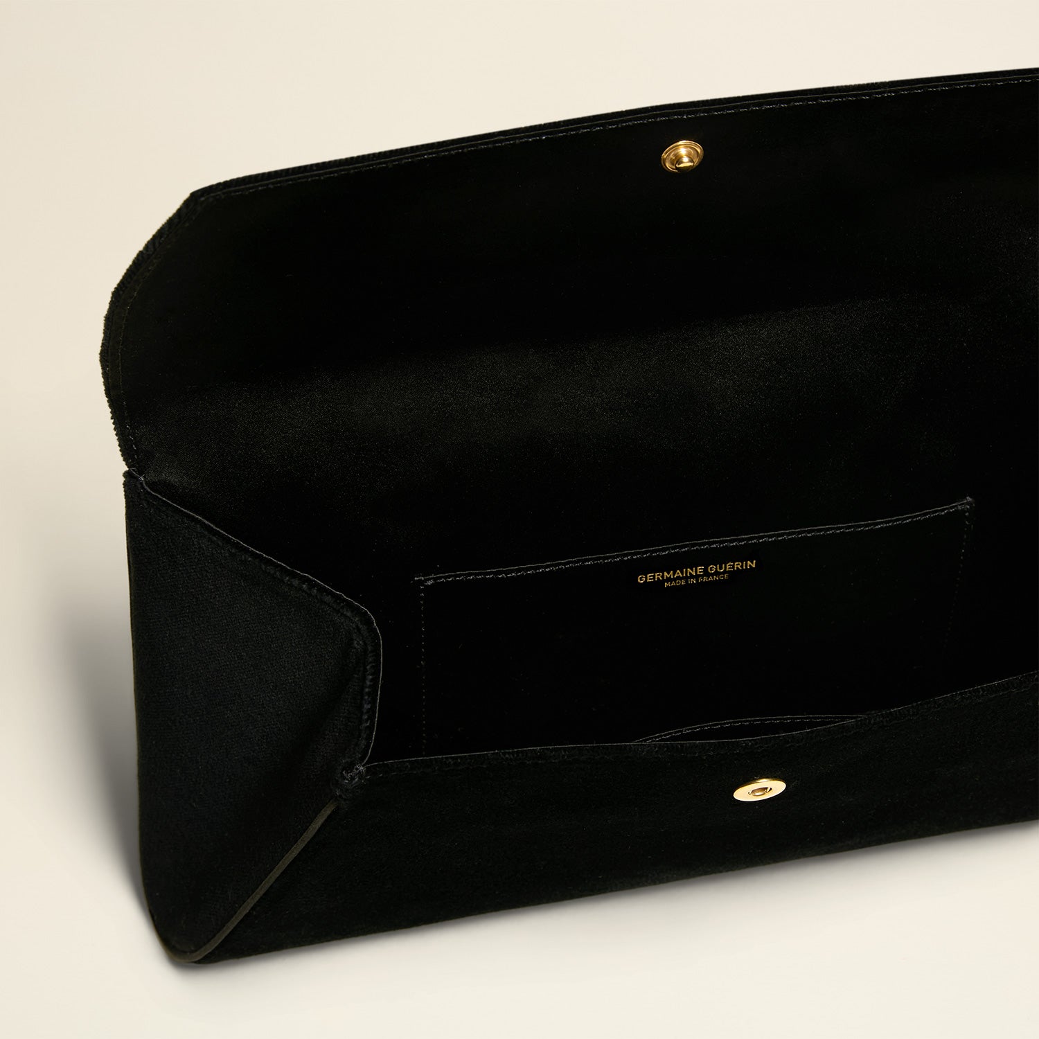 Germaine Guerin Pochette Tout-Paris Velours Noir 05