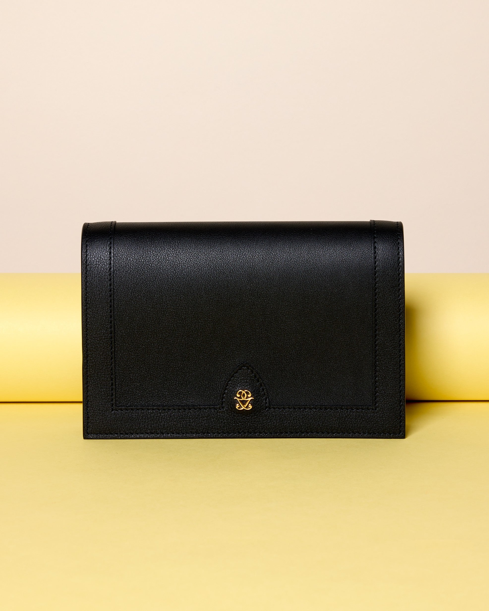 Germaine_Guerin_Portefeuille_Pochette_1923_Banniere_Mobile